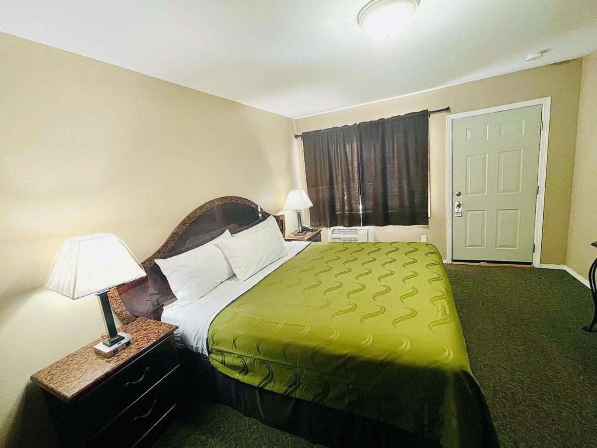Sage N Sand Motel Moses Lake Εξωτερικό φωτογραφία