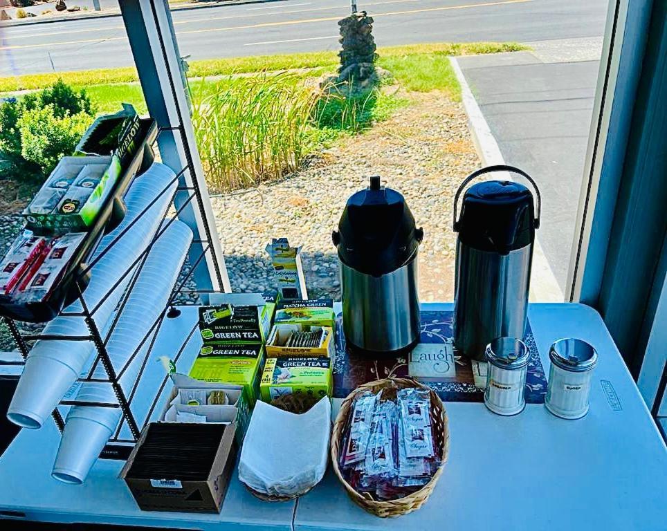 Sage N Sand Motel Moses Lake Εξωτερικό φωτογραφία