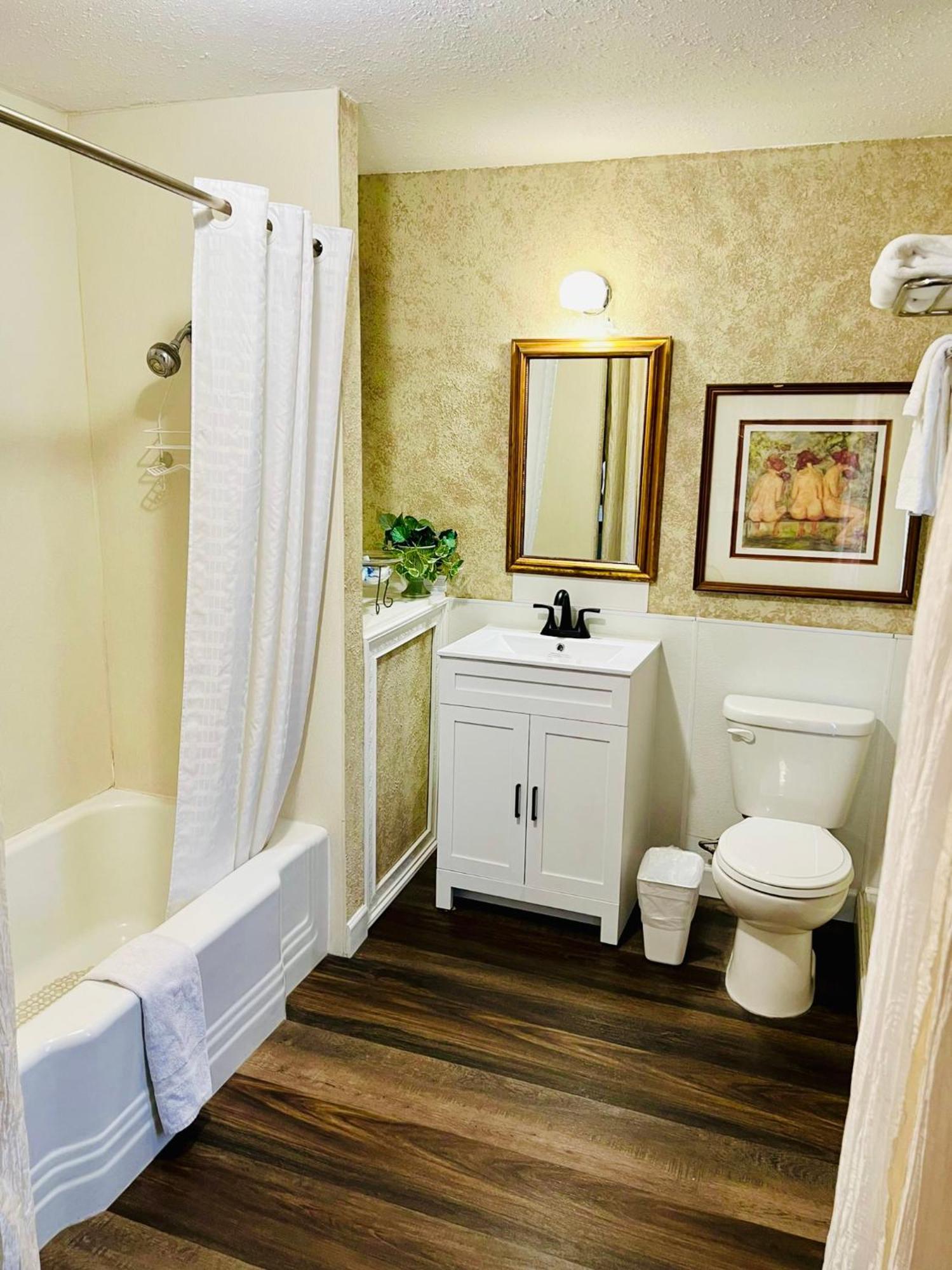 Sage N Sand Motel Moses Lake Εξωτερικό φωτογραφία